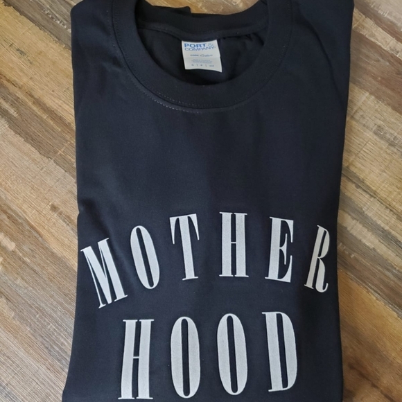 Custom Tshirts MOTHERHOOD - Picture 2 of 2